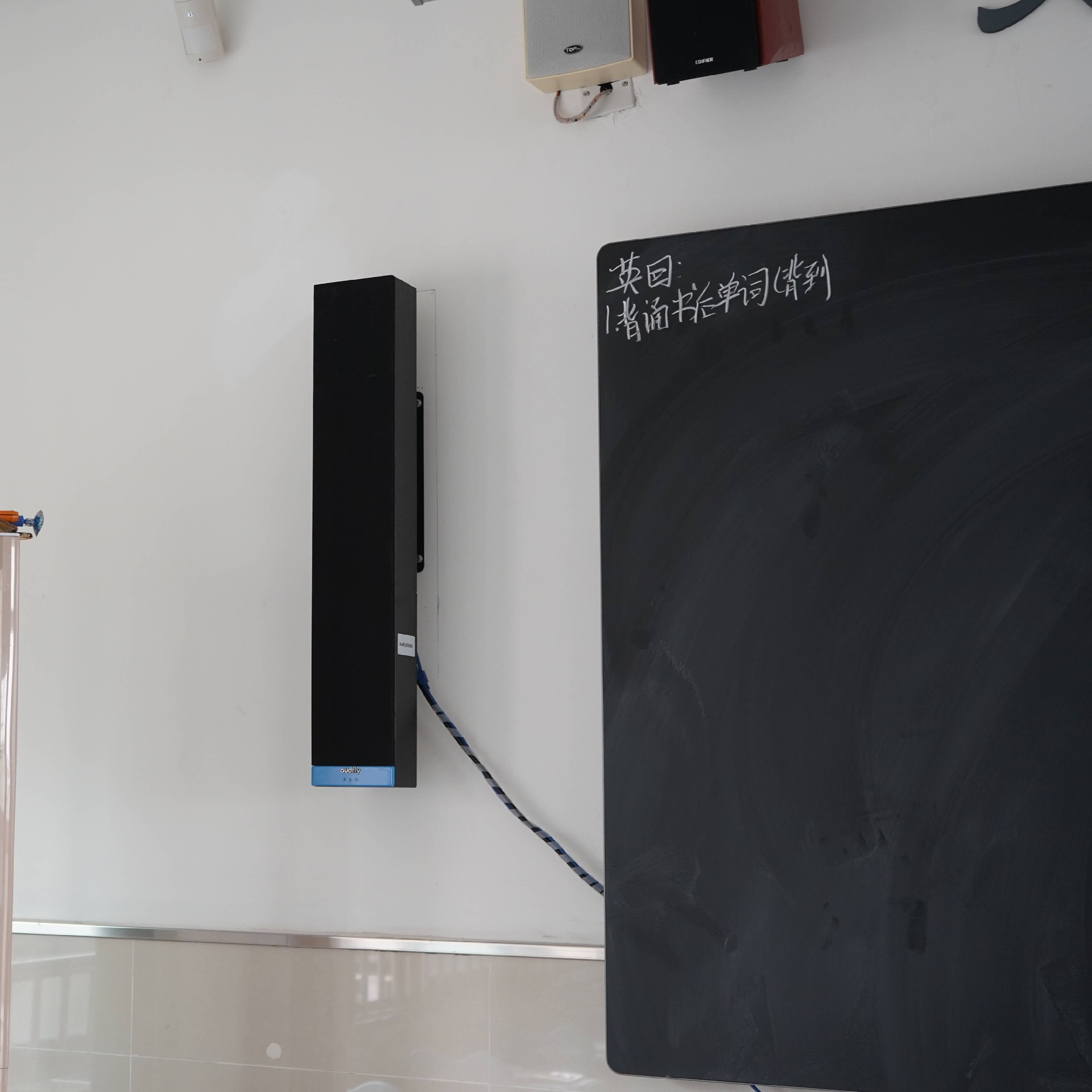 1683797562109287.jpg 1683797562109287.jpg